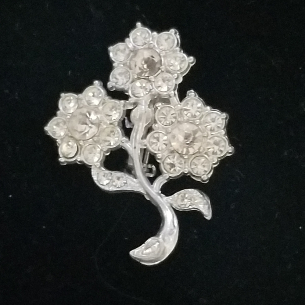 Vintage Rhinestone 3 Flower Brooch
